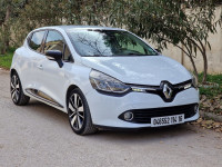 voitures-renault-clio-4-2014-seventeen-ouled-fayet-alger-algerie