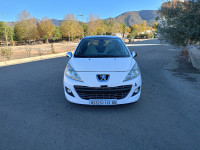 voitures-peugeot-207-2013-allure-batna-algerie