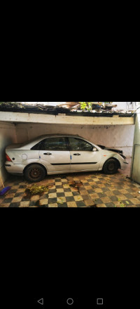 voitures-ford-focus-4-portes-2005-tiaret-algerie