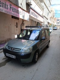 سيارات-peugeot-partner-2004-برج-بوعريريج-الجزائر