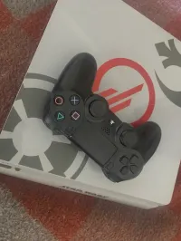 Ps4 slim 1 tb édition star wars 