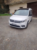 voitures-volkswagen-caddy-2018-edition-35-medea-algerie