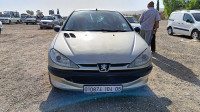 voitures-peugeot-206-2004-batna-algerie