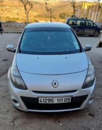 voitures-renault-clio-3-2011-meftah-blida-algerie