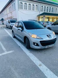 voitures-peugeot-207-2011-fennec-bordj-bou-arreridj-algerie