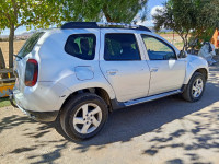 voitures-dacia-duster-2010-ambiance-ras-el-aioun-batna-algerie