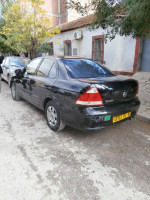 voitures-nissan-sunny-2012-bouira-algerie