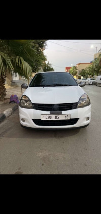 voitures-renault-clio-campus-2013-bye-ain-temouchent-algerie