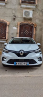 voitures-renault-clio-5-2022-eclibre-medea-algerie