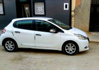 citadine-peugeot-208-2015-silver-line-biskra-algerie