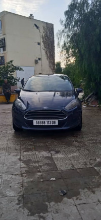 voitures-ford-fiesta-2013-trend-look-mouzaia-blida-algerie