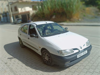 voitures-renault-megane-1-1999-medea-algerie