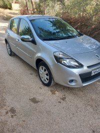 voitures-renault-clio-3-2011-dynamique-chlef-algerie