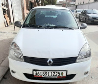 voitures-renault-clio-campus-2012-didouche-mourad-constantine-algerie