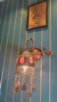 Belle applique oriental, Lampe suspendue en métal sicelé, finition bronze antique LIQUIDATION