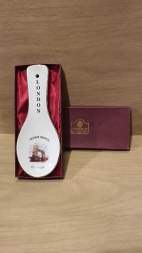 أدوات-المائدة-وأدوات-المطبخ-repose-cuillere-en-ceramique-de-la-collection-english-ceramic-london-سطاوالي-الجزائر