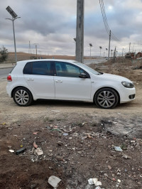 voitures-volkswagen-golf-6-2011-khenchela-algerie