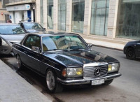 voitures-mercedes-classe-c-1977-oran-algerie