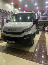 fourgon-iveco-c15-2018-bordj-bou-arreridj-algerie