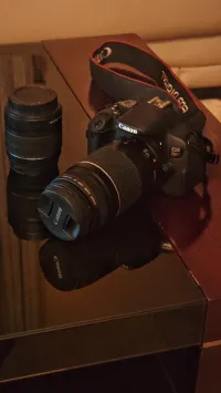 APPAREIL PHOTO CANON 700D