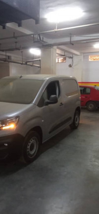 voitures-fiat-doblo-2024-sidi-bel-abbes-algerie