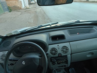 voitures-renault-kangoo-2006-mazouna-relizane-algerie