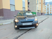 voitures-renault-clio-3-2011-night-and-day-ain-naadja-alger-algerie