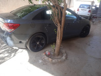 voitures-chevrolet-cruze-2011-lt-khenchela-algerie