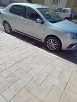 voitures-renault-symbol-2018-made-in-bladi-rouiba-alger-algerie