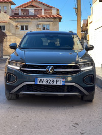 voitures-volkswagen-t-roc-2023-move-bordj-el-kiffan-alger-algerie