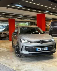 location de voiture mariage Volkswagen Tiguan 2025