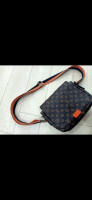 pochettes-hommes-sacoche-louis-vuitton-dely-brahim-alger-algerie