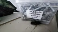 Les écrous les boulons