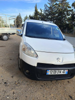 voitures-peugeot-partner-2014-amira-arras-mila-algerie