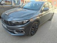 voitures-fiat-tipo-sedan-2024-life-dar-el-beida-alger-algerie