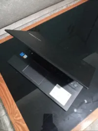 ASUS VivoBook + MacBook pro