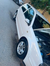 سيارات-volkswagen-golf-4-2002-عين-بنيان-الجزائر