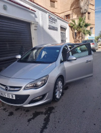 voitures-opel-astra-2013-zeralda-alger-algerie