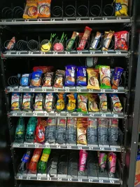 Distributeur automatique snack boisson chaude 