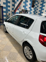 voitures-renault-clio-3-2012-zeralda-alger-algerie