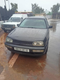 voitures-volkswagen-golf-3-1997-serie-chlef-algerie