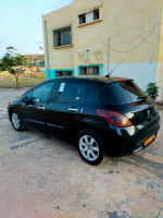 voitures-peugeot-308-2013-aomar-bouira-algerie