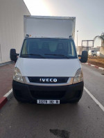 fourgon-iveco-35c15-2012-bouira-algerie