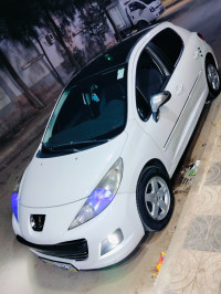 voitures-peugeot-207-2012-allure-tiaret-algerie