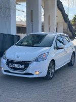 voitures-peugeot-208-2014-allure-bordj-menaiel-boumerdes-algerie