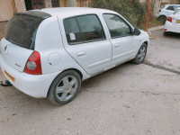 voitures-renault-clio-campus-2011-blida-algerie