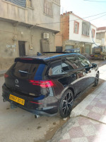 voitures-volkswagen-golf-8-2023-gtd-batna-algerie