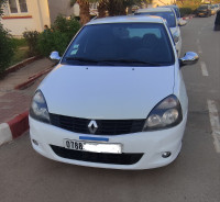 voitures-renault-clio-campus-2014-bye-kolea-tipaza-algerie