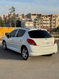 voitures-peugeot-207-2011-allure-el-khroub-constantine-algerie