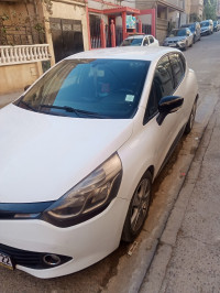 voitures-renault-clio-4-2013-dynamique-sidi-bel-abbes-algerie